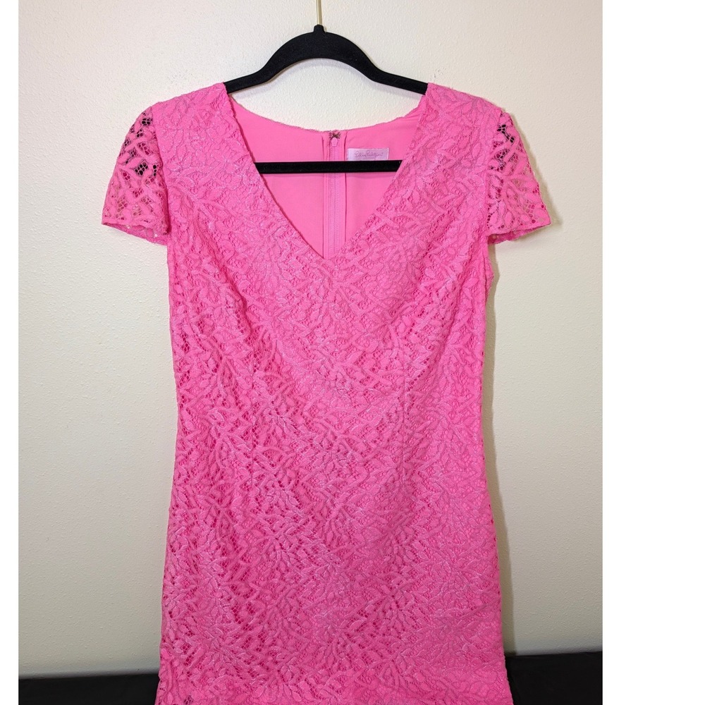 Lilly Pulitzer Medium Erica Sunkissed Pink Jungle Lace V-Neck Sheath Dress